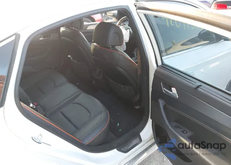 2015 Hyundai Sonata Limited 2.0T z USA, uszkodzony, nr VIN 5NPE34AB9FH142993